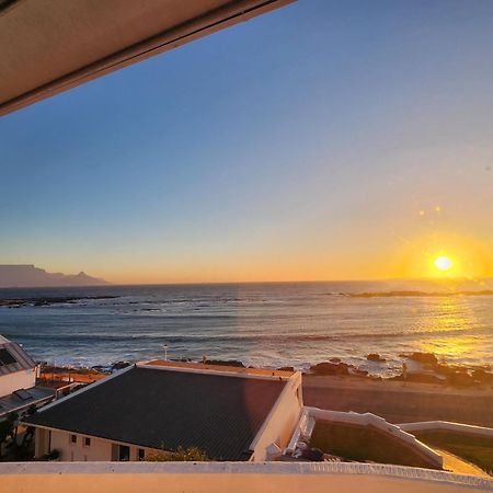 The Blue Peter Hotel Bloubergstrand Ngoại thất bức ảnh