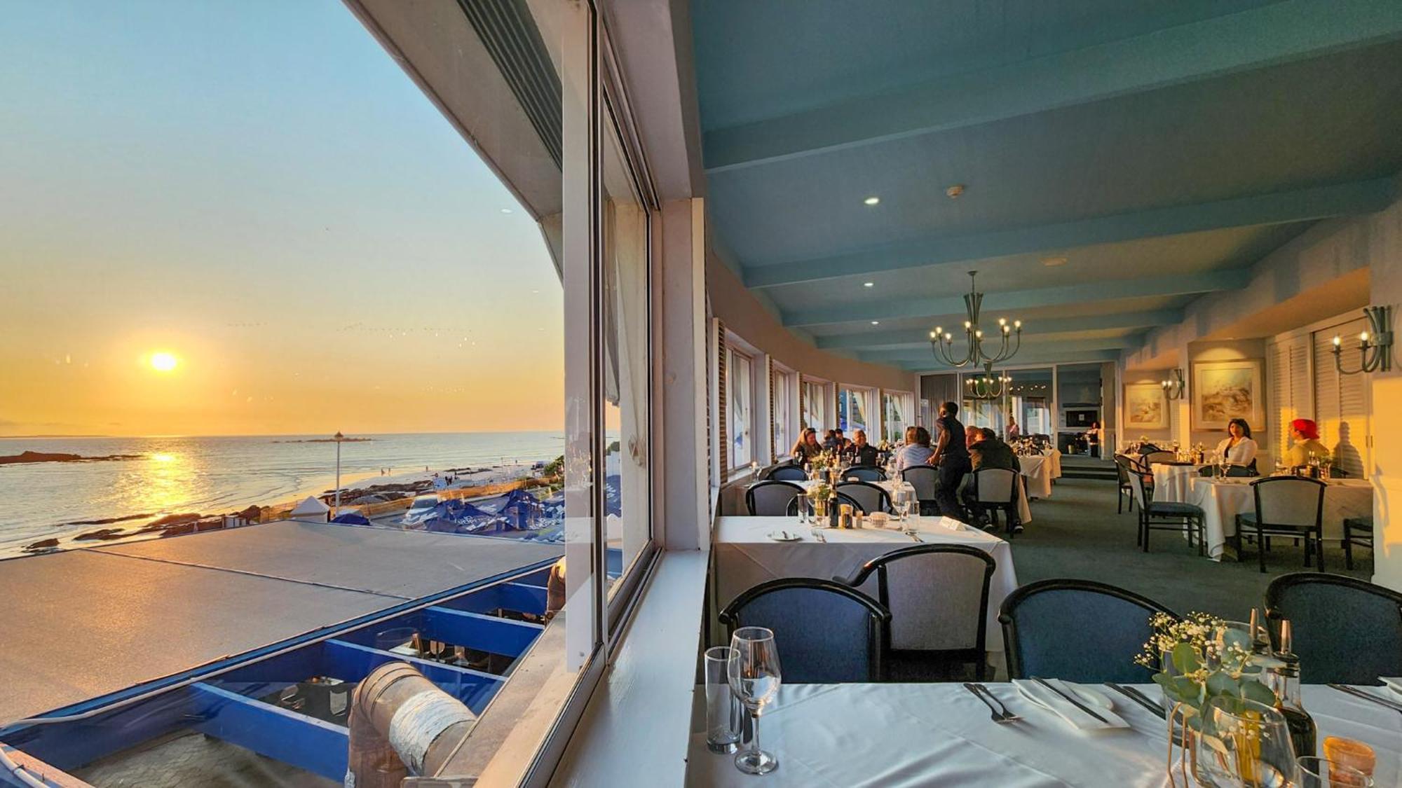 The Blue Peter Hotel Bloubergstrand Ngoại thất bức ảnh